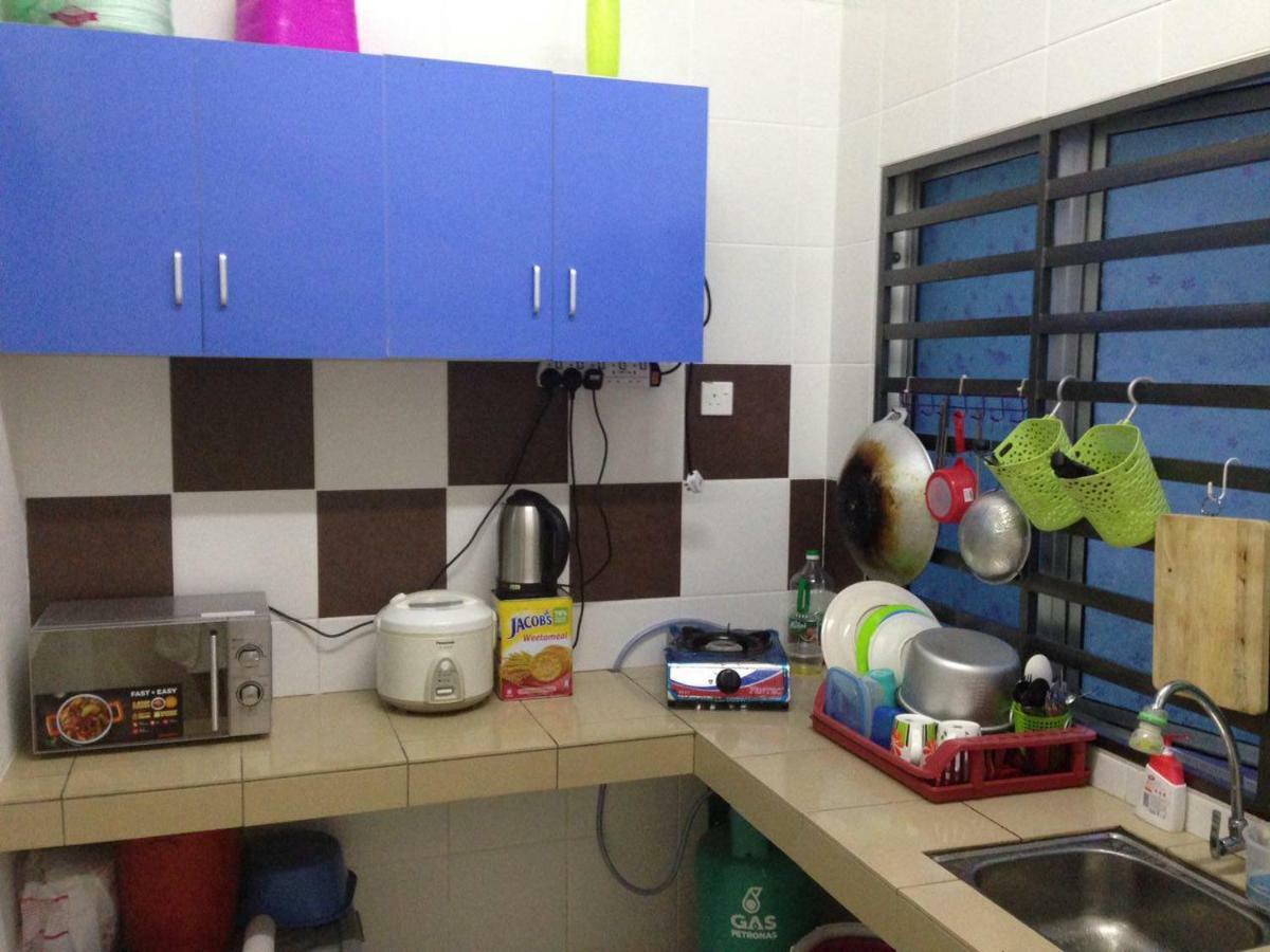 Nuha Homestay Seri Iskandar Luaran gambar