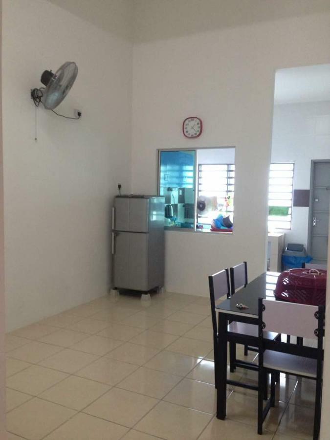 Nuha Homestay Seri Iskandar Luaran gambar
