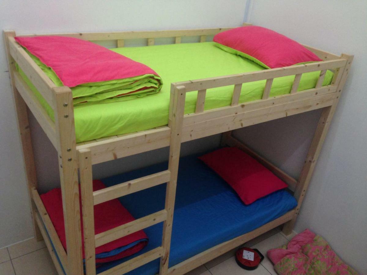 Nuha Homestay Seri Iskandar Luaran gambar